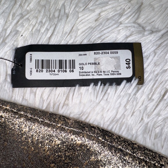 NWT Gold glitter pencil skirt - Picture 7 of 7